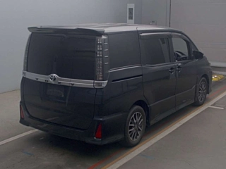 TOYOTA VOXY 2015