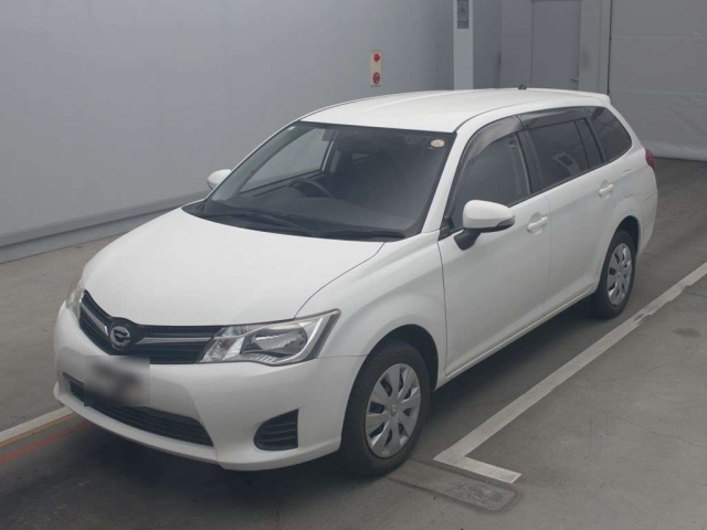 TOYOTA COROLLA FIELDER 2015