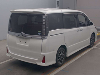 TOYOTA VOXY 2016