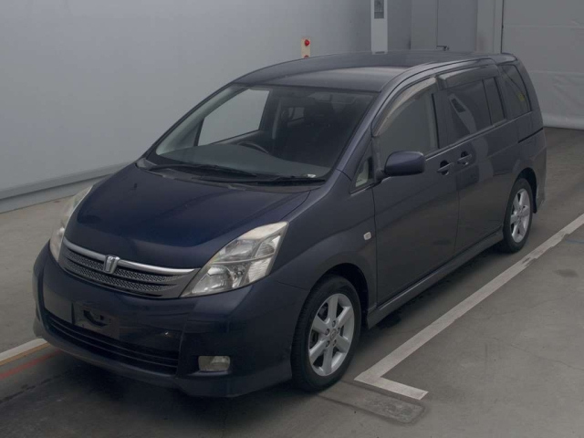TOYOTA ISIS 2005