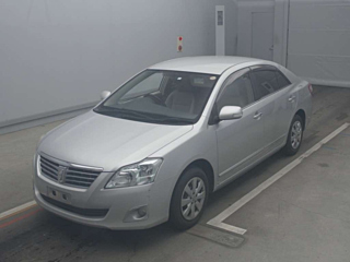 TOYOTA PREMIO 2013