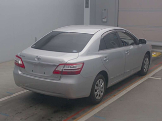 TOYOTA PREMIO 2013