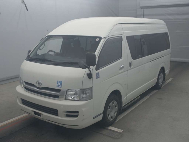 TOYOTA HIACE 2008