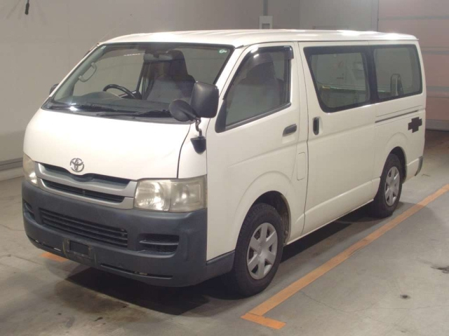 TOYOTA REGIUS ACE VAN 2009