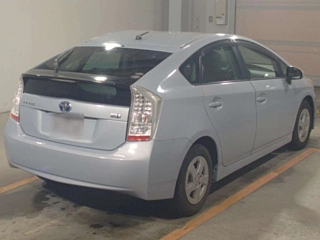 TOYOTA PRIUS 2011