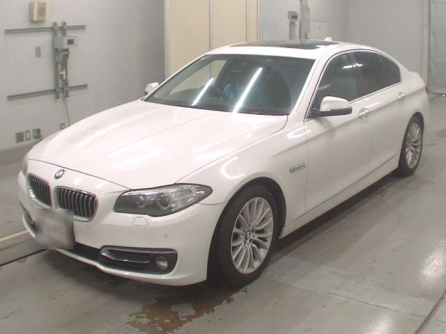 BMW 5 SERIES 2015