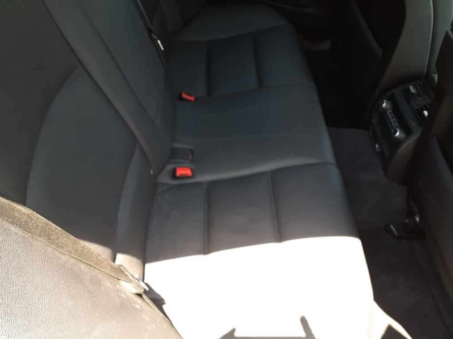 BMW 5 SERIES 2012