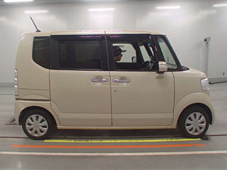 HONDA N BOX 2016