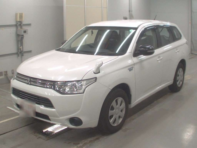 MITSUBISHI OUTLANDER PHEV