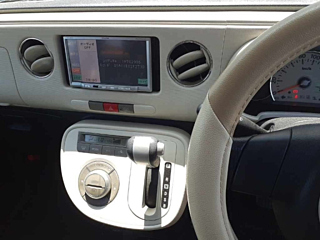 DAIHATSU MIRA 2011