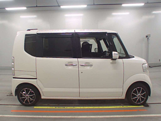 HONDA N BOX 2017