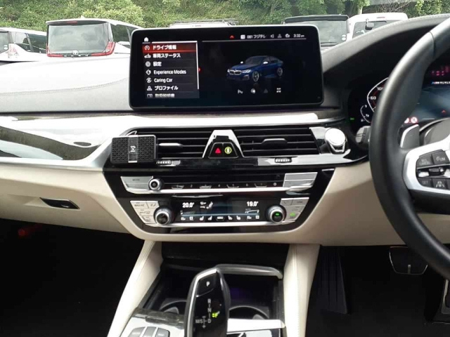 BMW 5 SERIES 2022