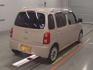 DAIHATSU MIRA 2011