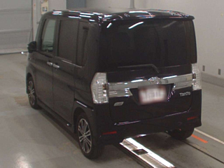 DAIHATSU TANTO 2014