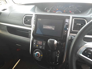 DAIHATSU TANTO 2014