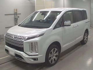 mitsubishi delica-d5