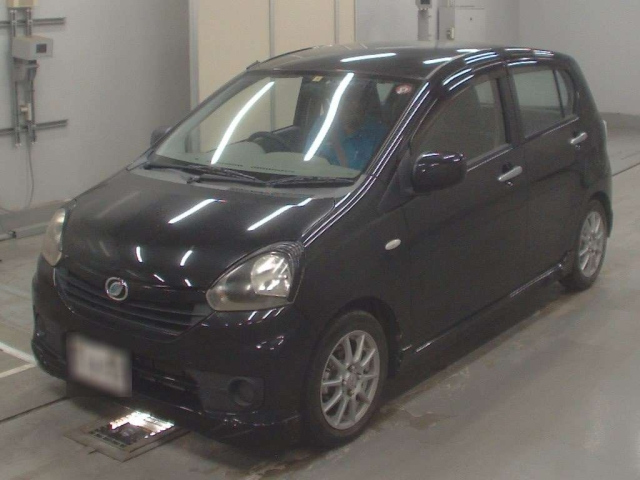 DAIHATSU MIRA E S 2014