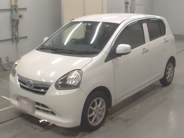 DAIHATSU MIRA E S 2012