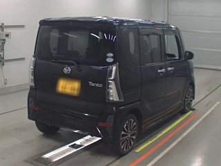 DAIHATSU TANTO 2020
