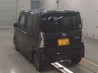 DAIHATSU TANTO 2020