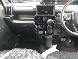 DAIHATSU TANTO 2024