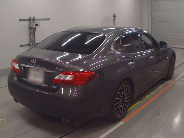 NISSAN FUGA 2011