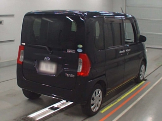 DAIHATSU TANTO 2018