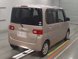 DAIHATSU TANTO 2010