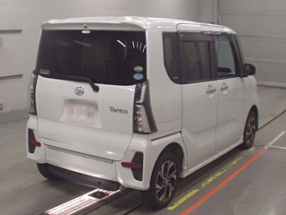 DAIHATSU TANTO 2019
