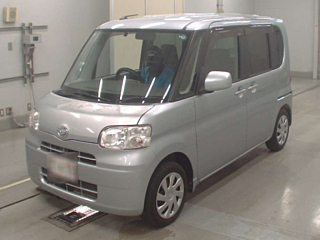 DAIHATSU TANTO 2013