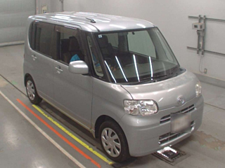 DAIHATSU TANTO 2013