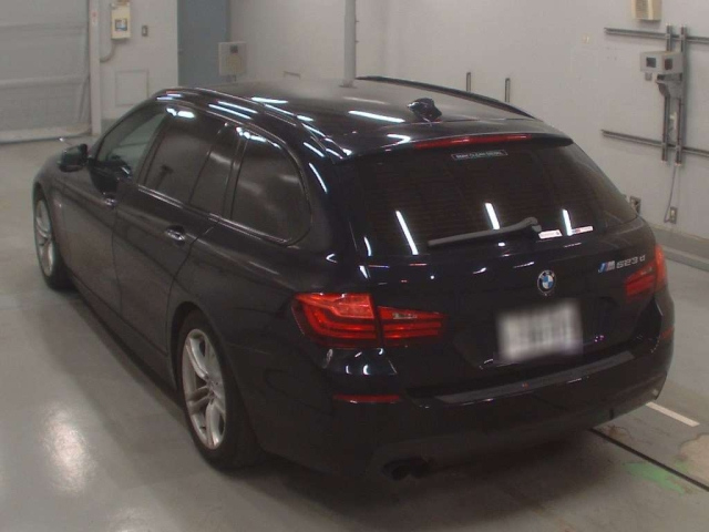 BMW 5 SERIES 2016