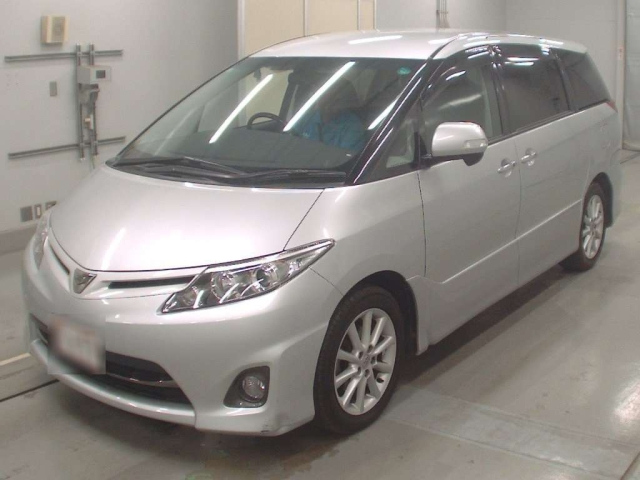 TOYOTA ESTIMA 2009