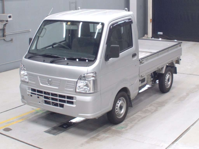 NISSAN CLIPPER TRUCK 2017