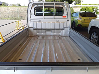 NISSAN CLIPPER TRUCK 2017