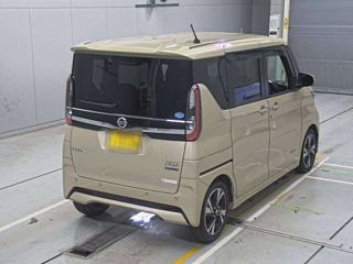 NISSAN ROOX 2021