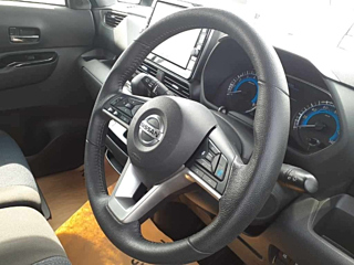 NISSAN ROOX 2021