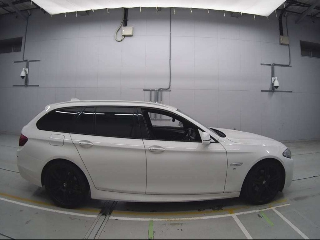 BMW 5 SERIES 2014