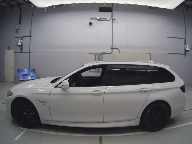 BMW 5 SERIES 2014