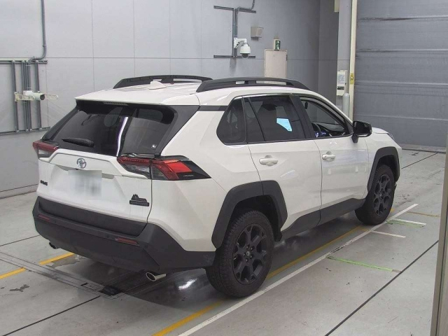 TOYOTA RAV4 2024