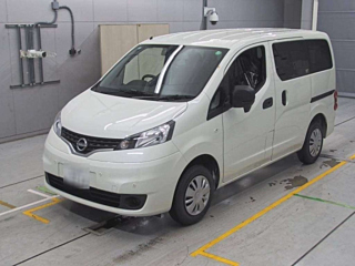 NISSAN NV200 2025