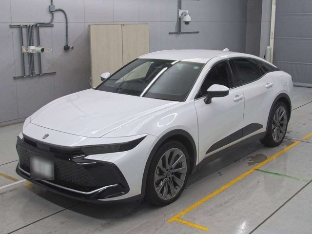 TOYOTA CROWN CROSSOVER