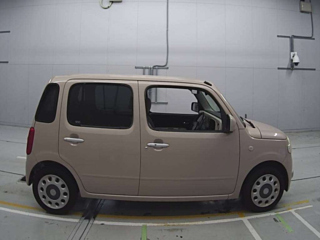 DAIHATSU MIRA 2010
