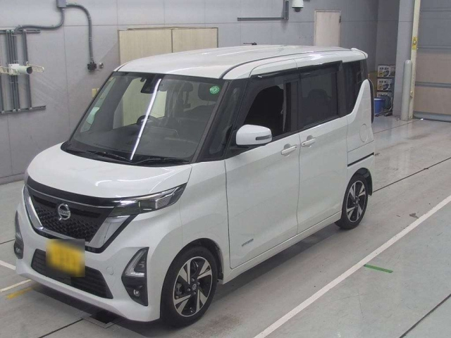 NISSAN ROOX 2020