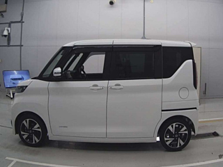 NISSAN ROOX 2020