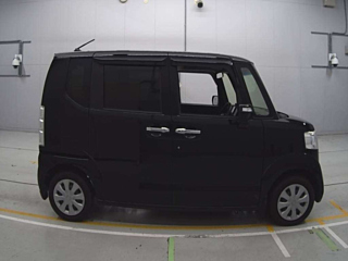 HONDA N BOX 2016