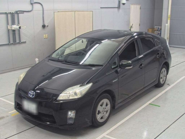 TOYOTA PRIUS 2011