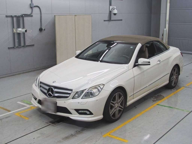 MERCEDES BENZ E CLASS 2010