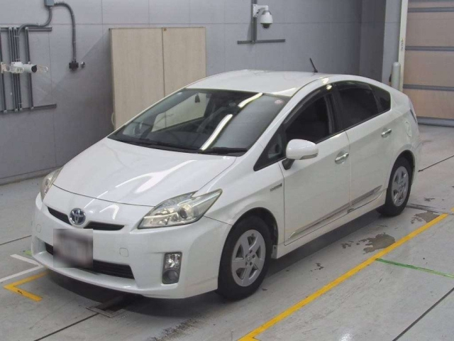 TOYOTA PRIUS 2011