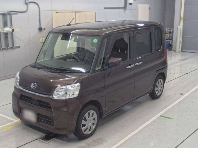DAIHATSU TANTO 2018